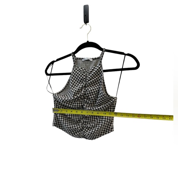 Zara black and white checkered crop top halter size small - Picture 3 of 6